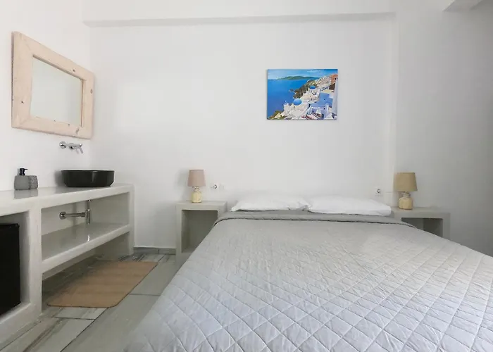 Anny Studios & Rooms Perissa Beach